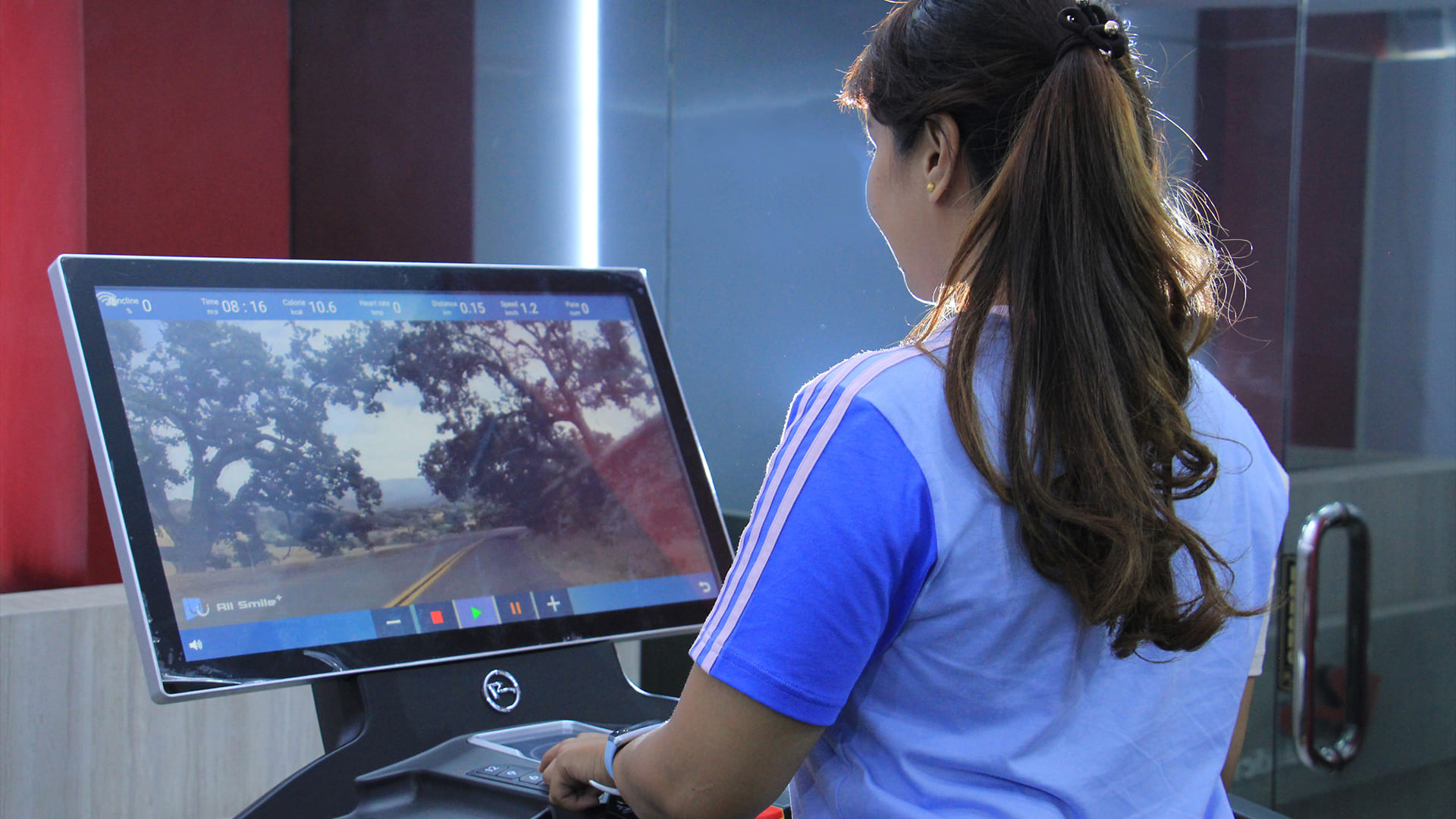Gambar RCT-950A Commercial Treadmill Realleader 