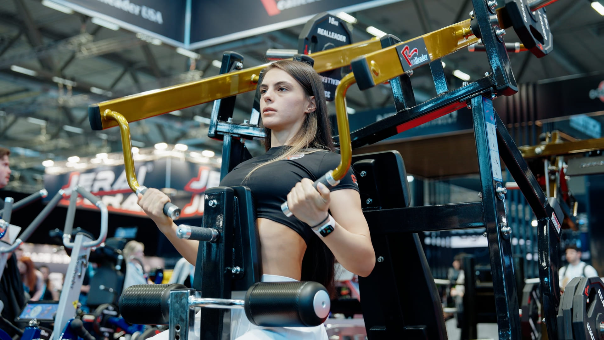 Gambar RS1002 Iso Lateral Chest Press Realleader